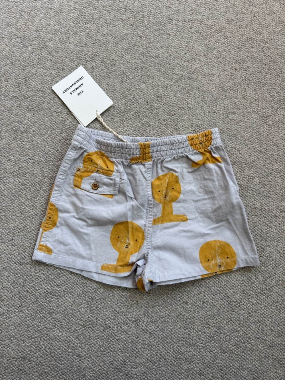 The Animals Observatory Light Gray Kids Shorts with Yellow Detail